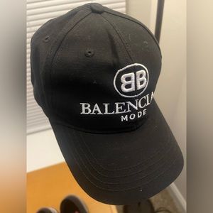 Balenciaga hat(authentic)
